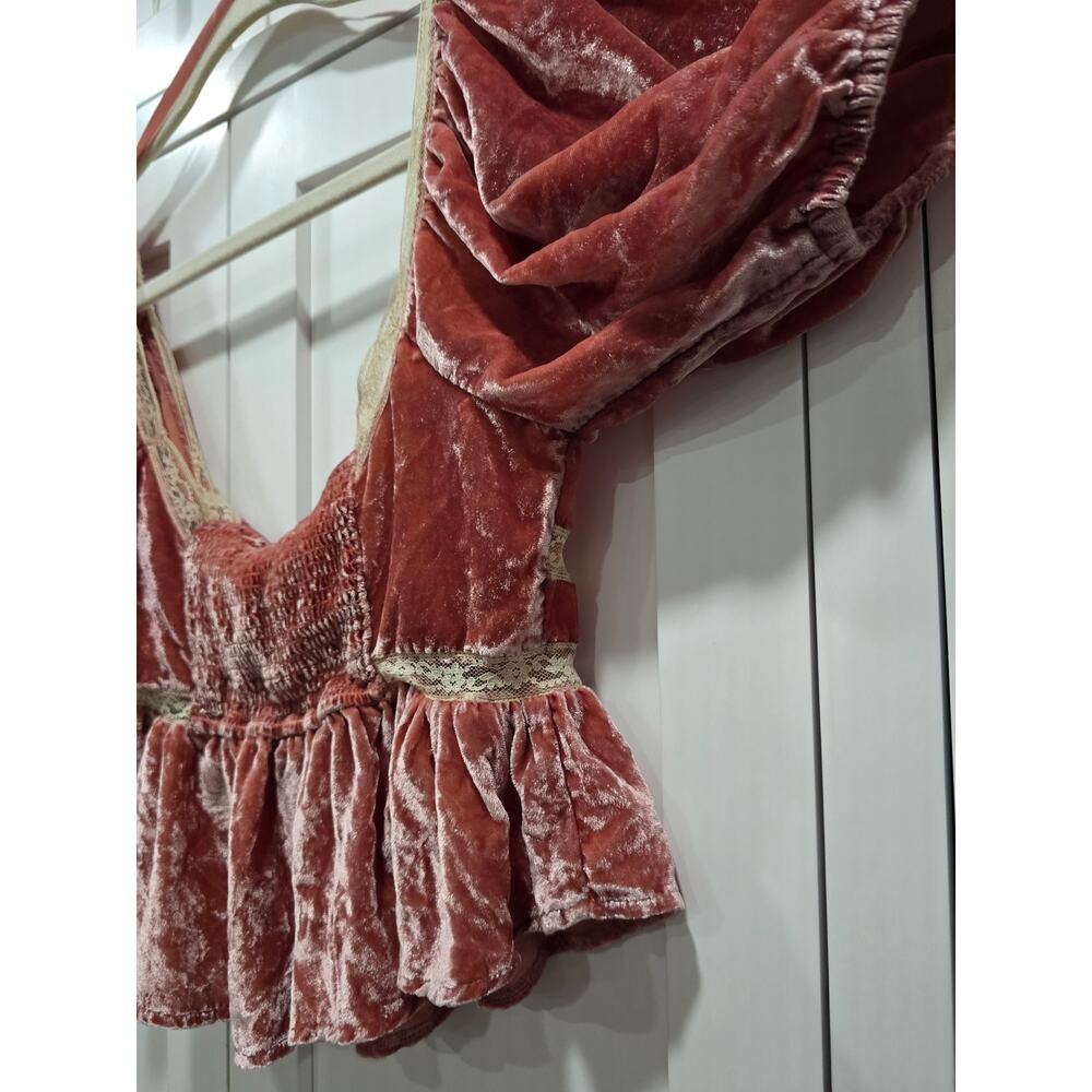 Free People Yours Truly Velvet Top Womens Small Mauve Lace Puff Sleeve Boho - Picture 9 of 16